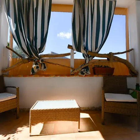 Bentosa Tatil Evi Enas
